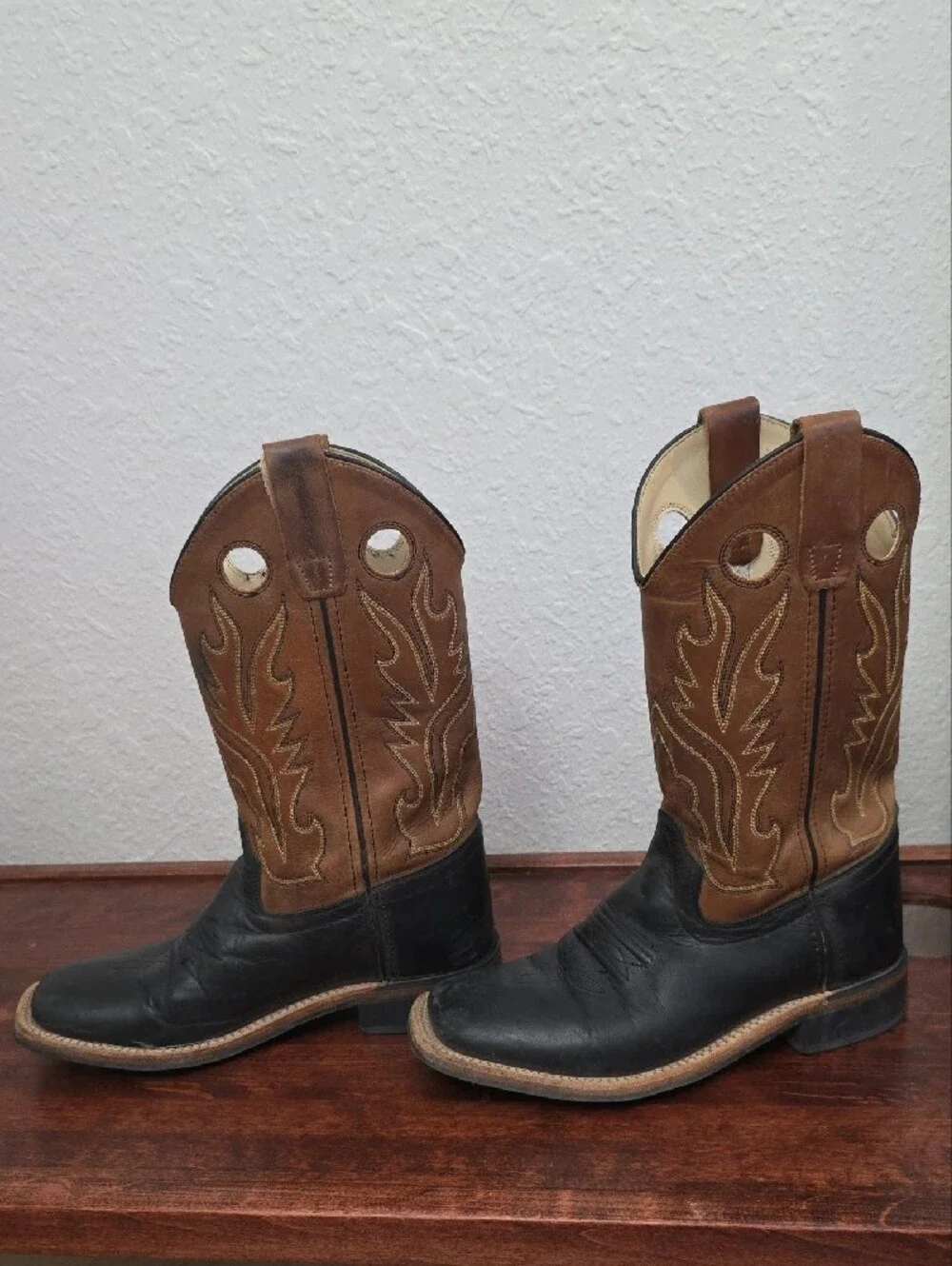Old West Brown Shaft with Black Foot Kids Cowboy Boots